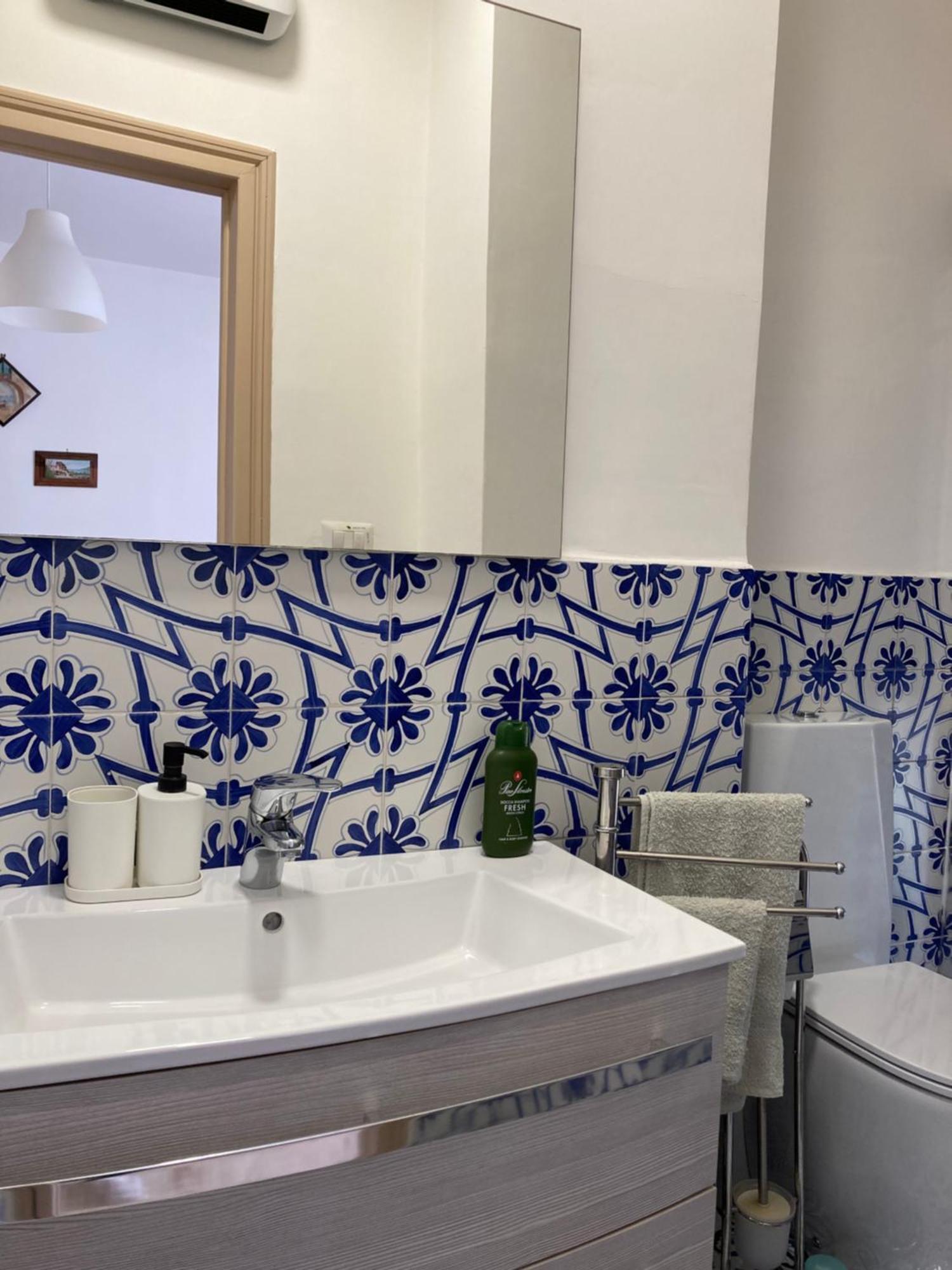 Casa Vacanza Brezza Di Maestrale Салерно Екстериор снимка