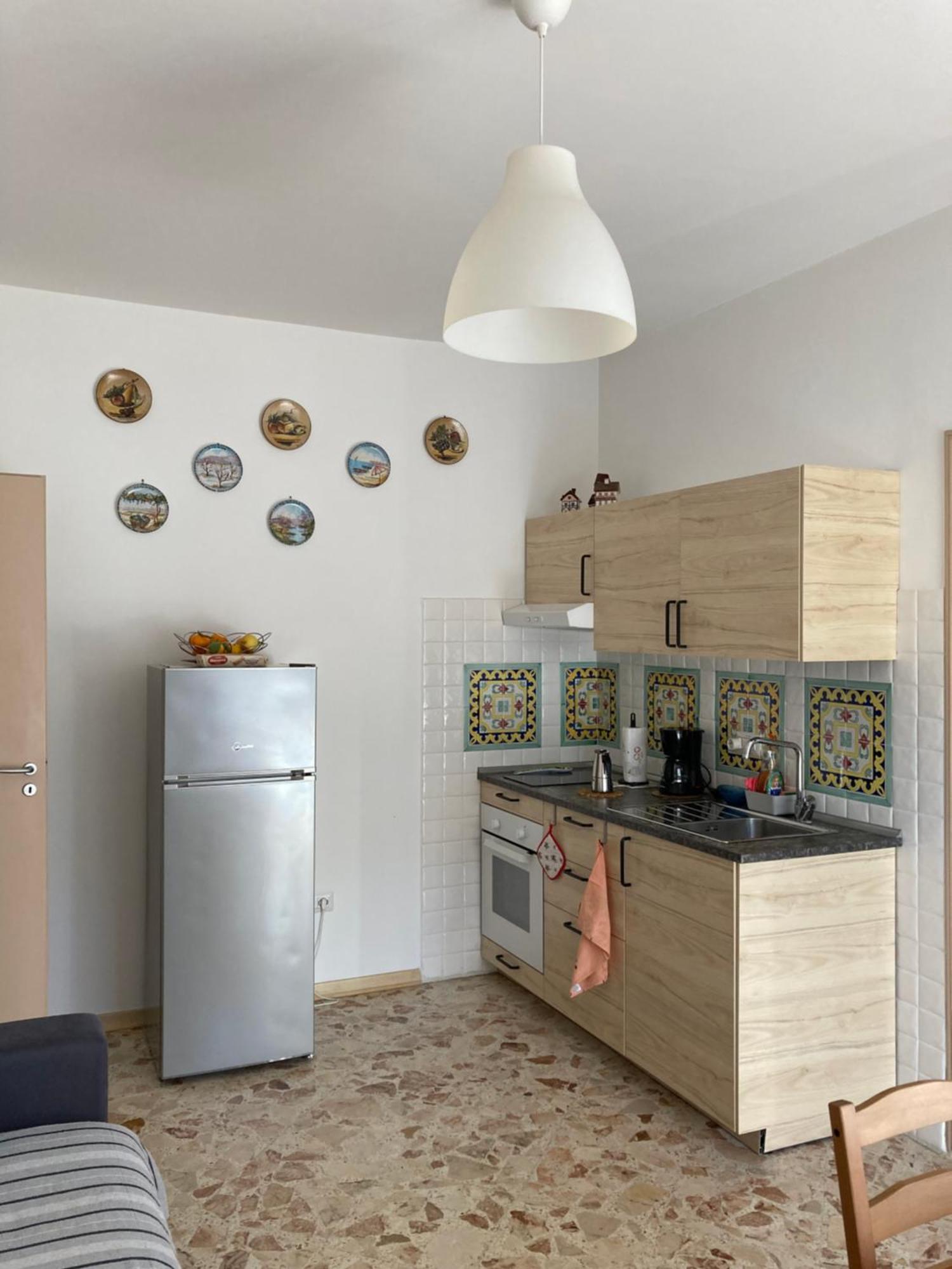 Casa Vacanza Brezza Di Maestrale Салерно Екстериор снимка
